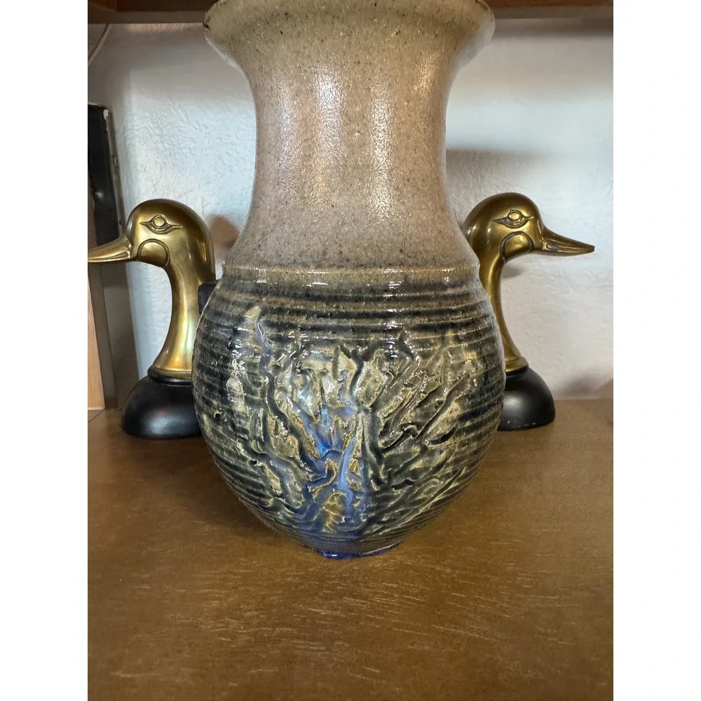 VNTG Handmade‎ Studio Art Pottery Vase Textured Blue & Earth Tones Signed 7904